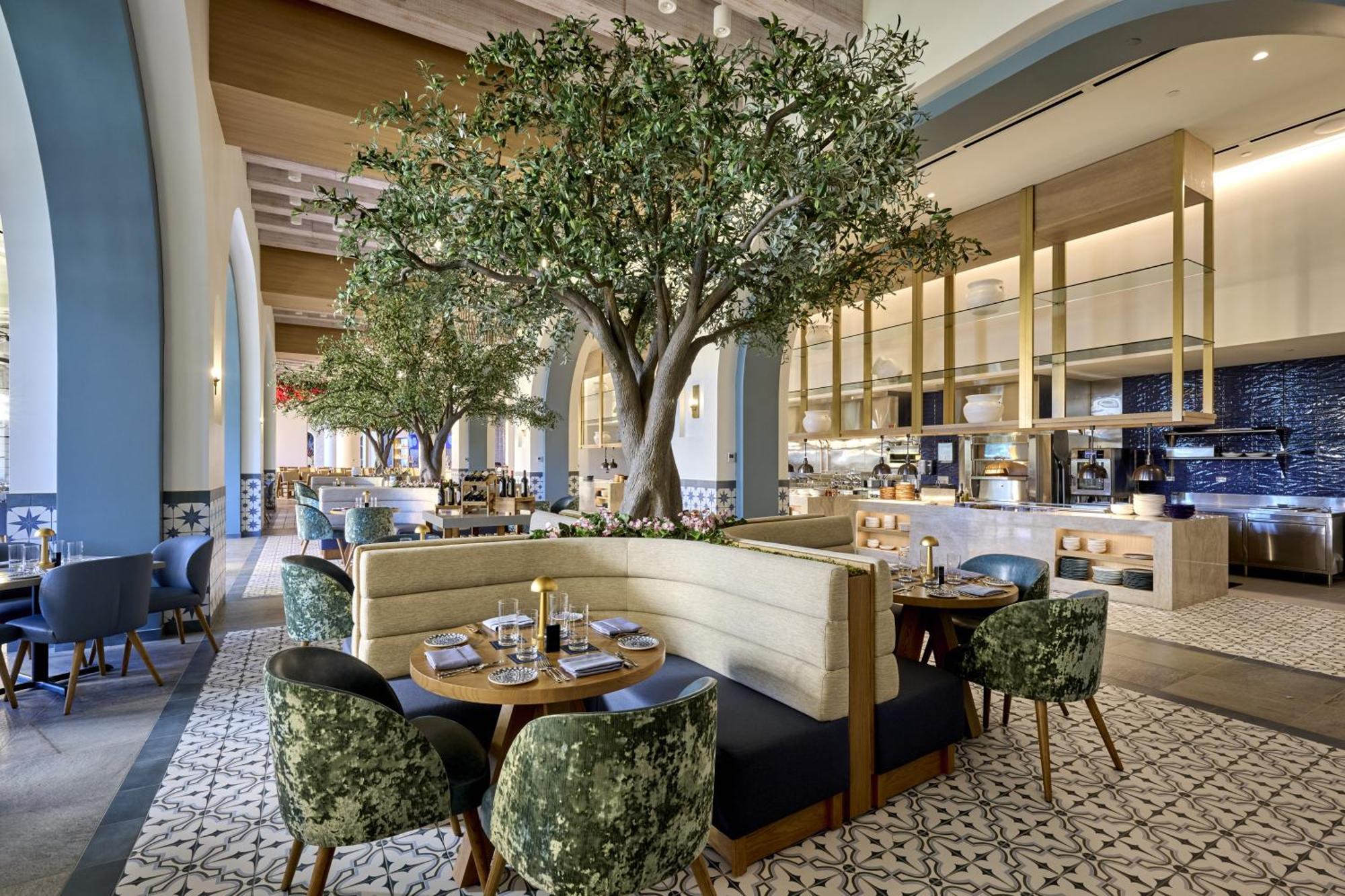 Universal'S Helios Grand Hotel, A Loews Hotel Williamsburg Екстериор снимка